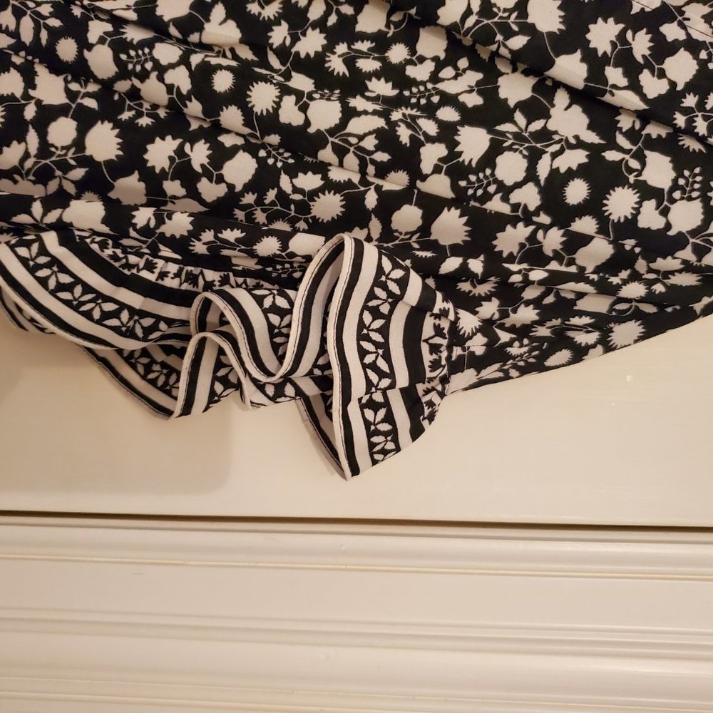 MAX STUDIO BLACK & WHITE RUFFLE DRESS - Picture 3 of 5